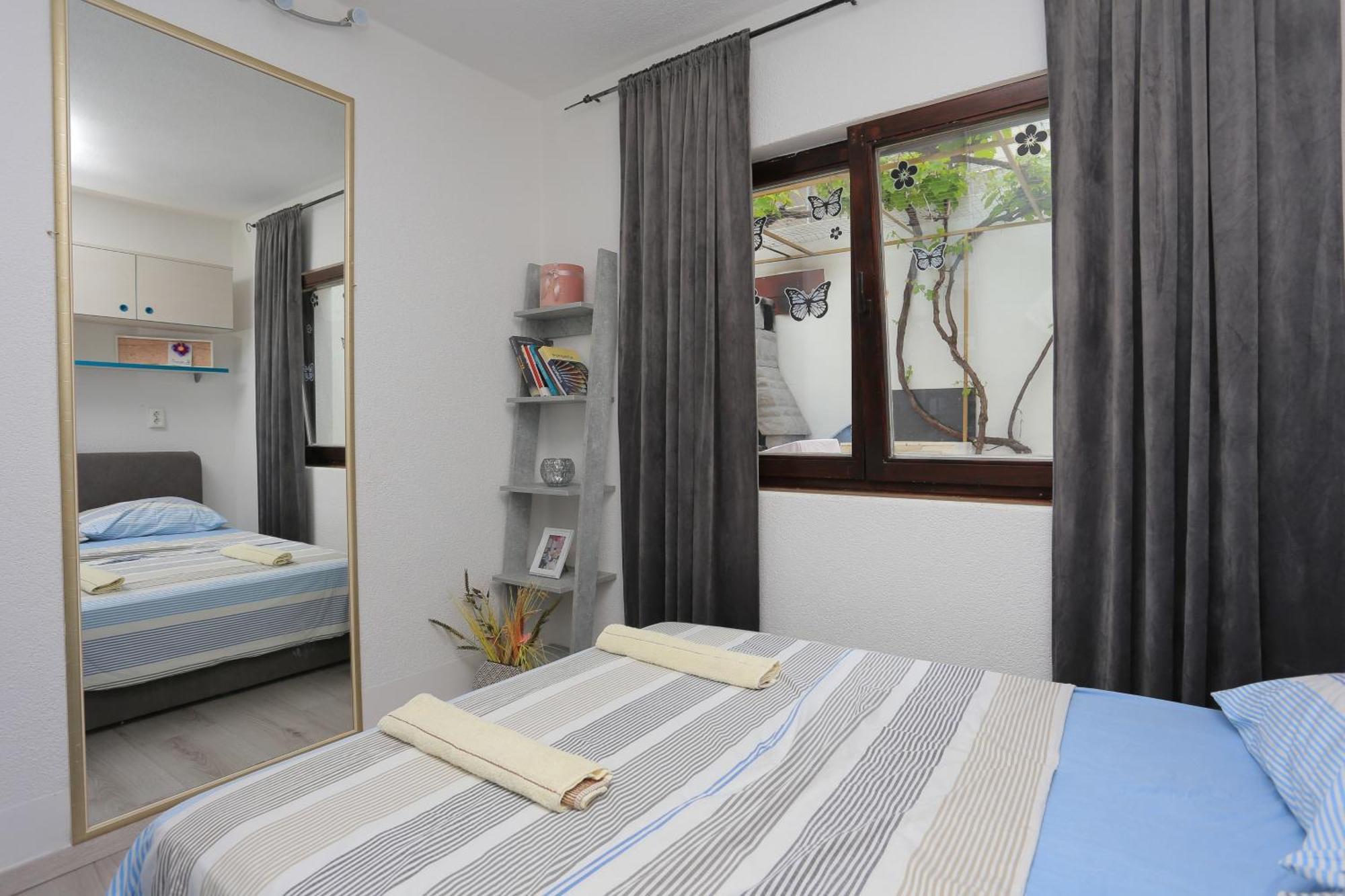 Apartments With A Parking Space Mastrinka, Ciovo - 4324 トロギール 部屋 写真